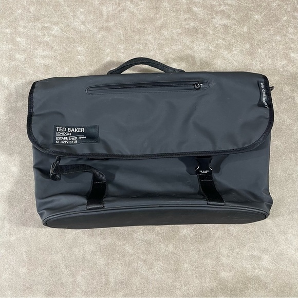 Ted Baker Running Crosby Body Bag Black